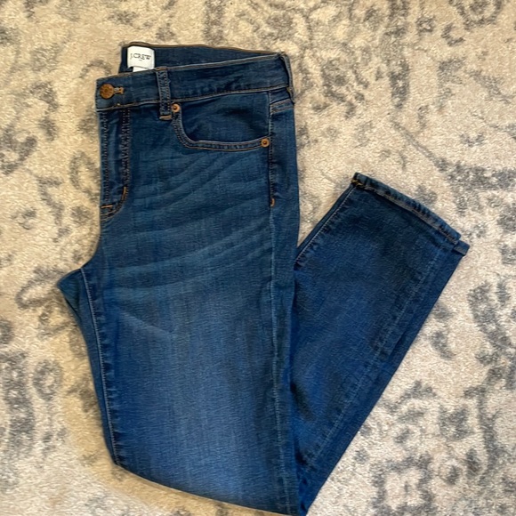 Woman’s J. Crew Cropped Jeans - Picture 2 of 7